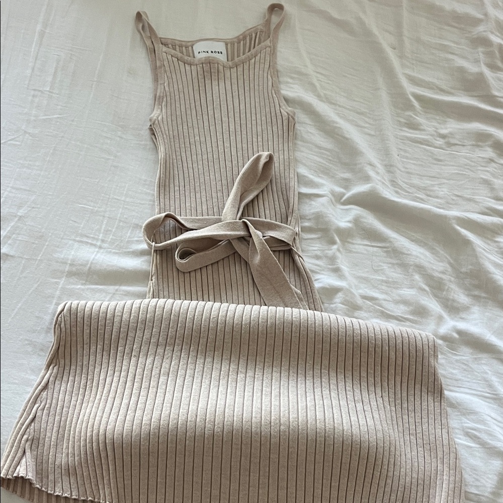 Ribbed Beige Knit Dress with Belt